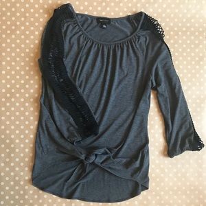 Women’s blouse brand new without tags